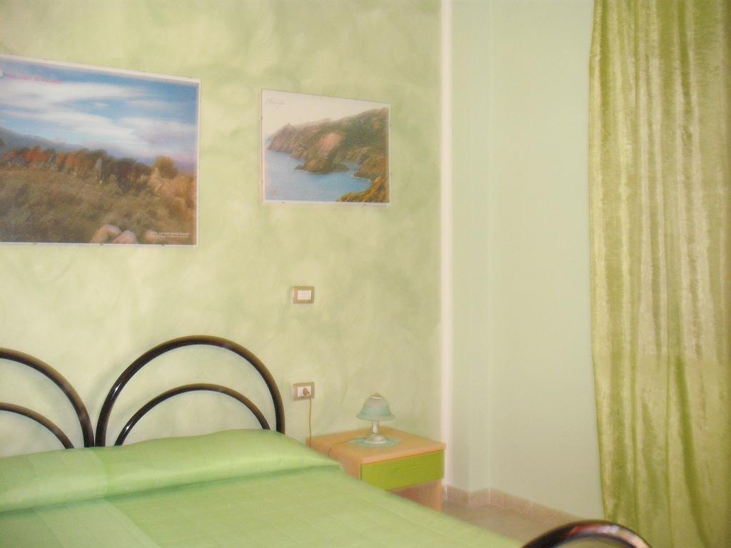 Domu De Palla- Iun-E5167 Bauladu Zimmer foto